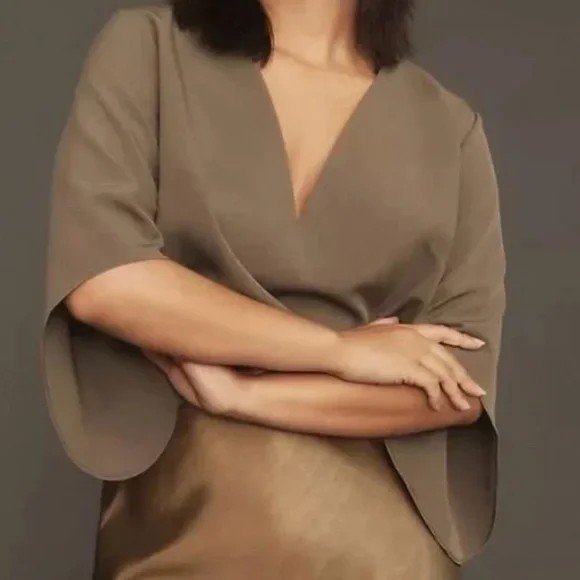 Anthro Chic V-Neck Blouse Women’s Medium NWT - Picture 11 of 16